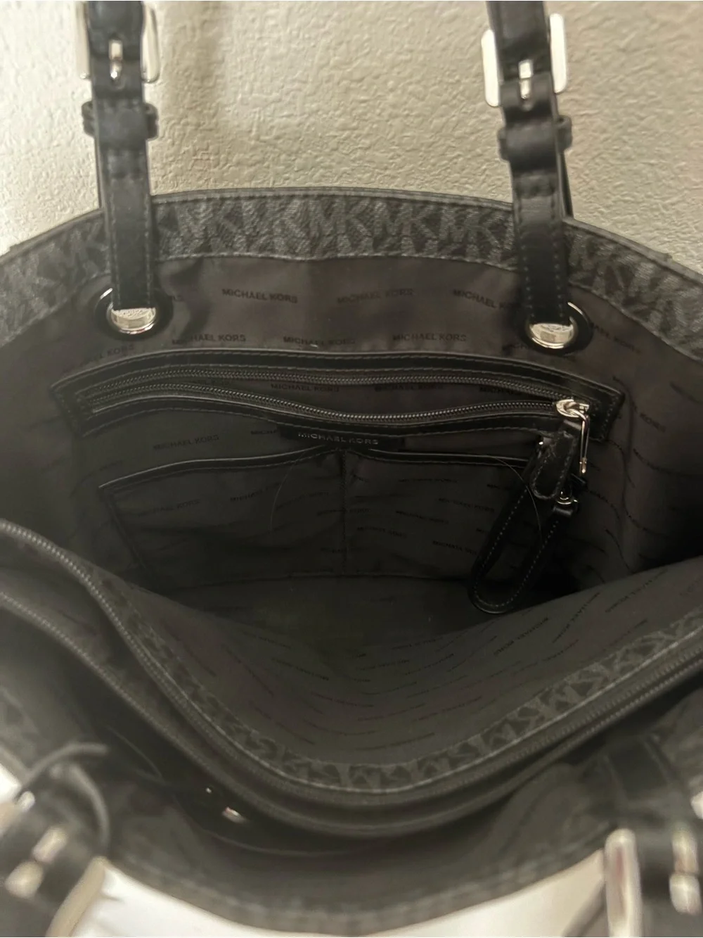 Michael Kors spacious tote